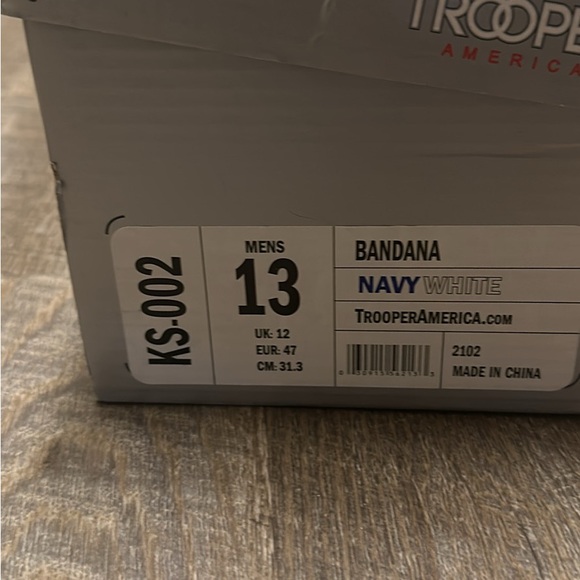 Men’s Bandana Slippers - Picture 6 of 6